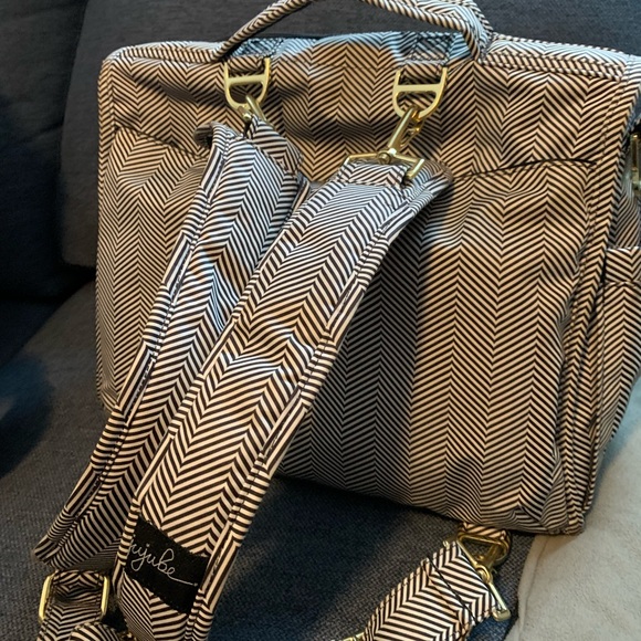 Jujube Queen of the Nile diaper backpack/ bag - Picture 3 of 4